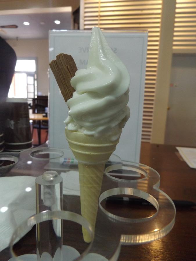 Queen Of The Murchison Guest House & Cafe Cue Екстериор снимка